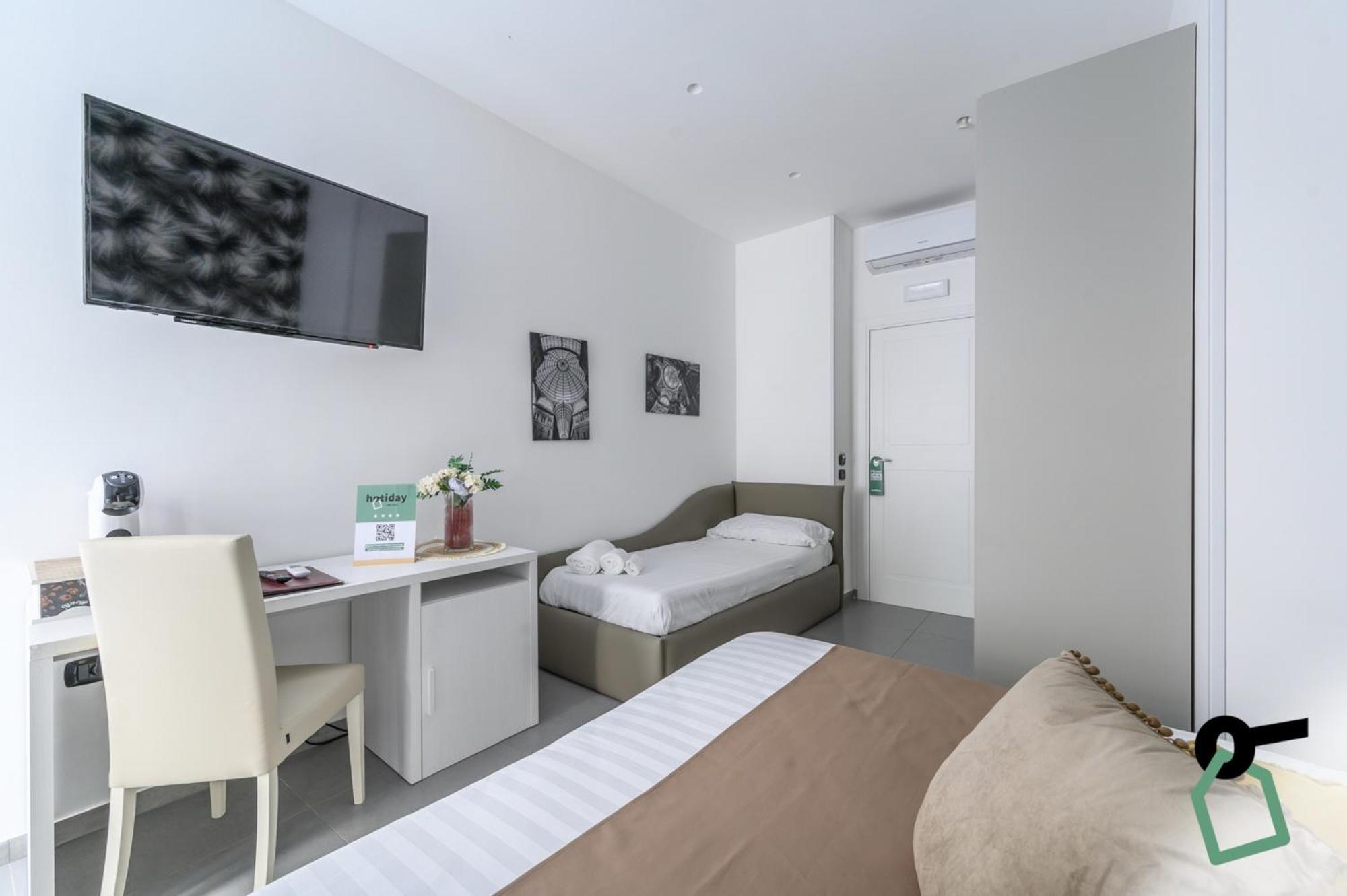 Hotiday Room Collection - Napoli Sant'Arcangelo Dış mekan fotoğraf