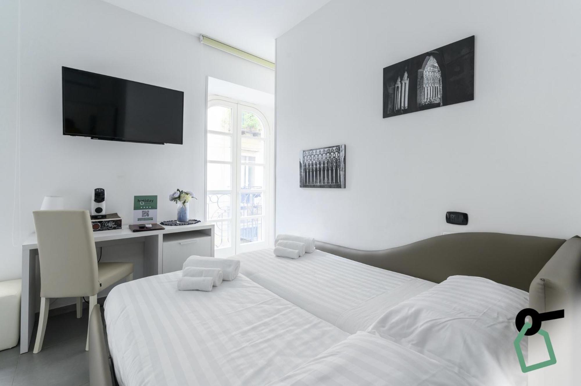 Hotiday Room Collection - Napoli Sant'Arcangelo Dış mekan fotoğraf
